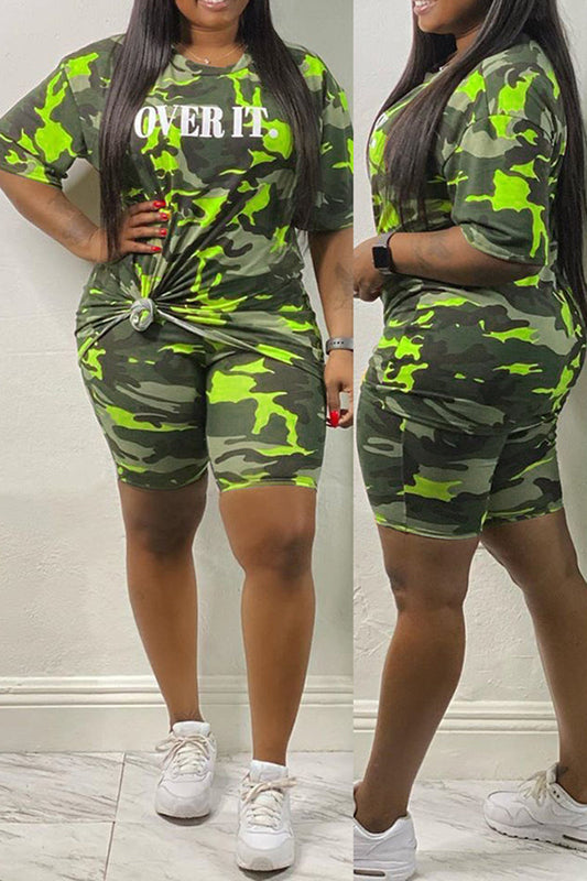 Plus Size Camouflage Knotted Top & Shorts